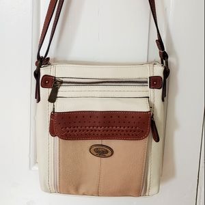 Leather shoulder bag